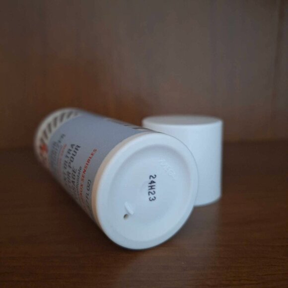 New and Unused First Aid Beauty Ultra Repair Face Moisturizer, 1.7 fl oz - Picture 3 of 5